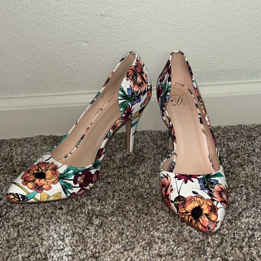 Floral stilettos high heel.